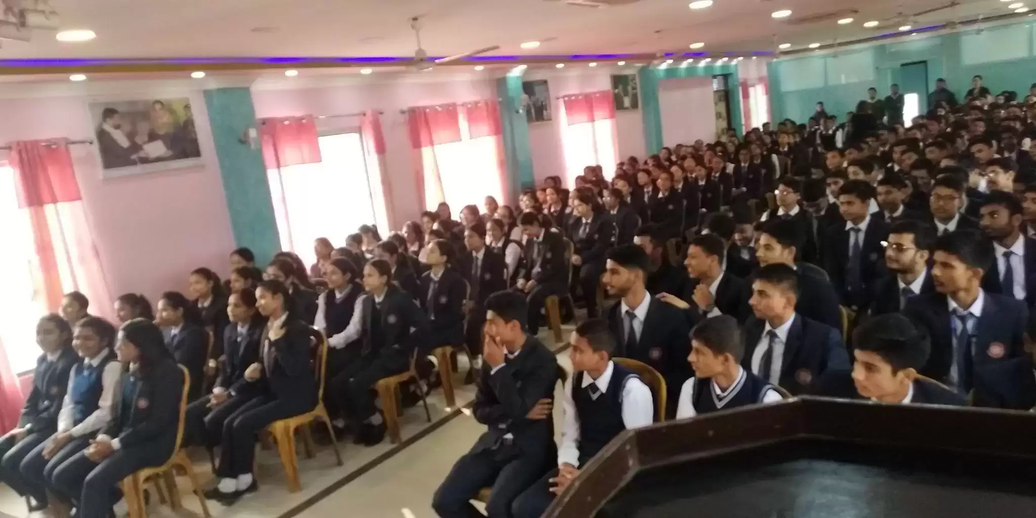 Everest Secondary School