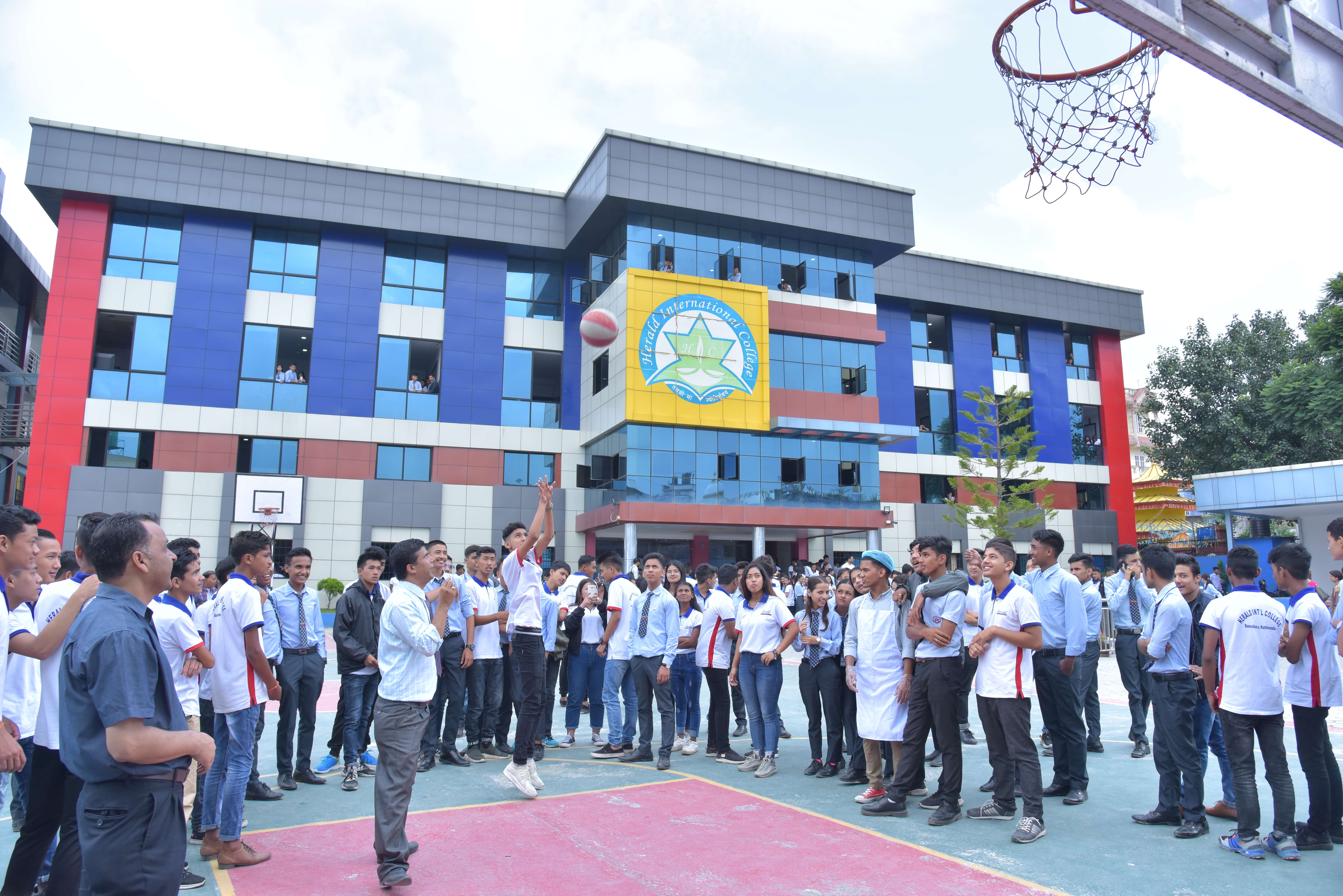 Herald International College