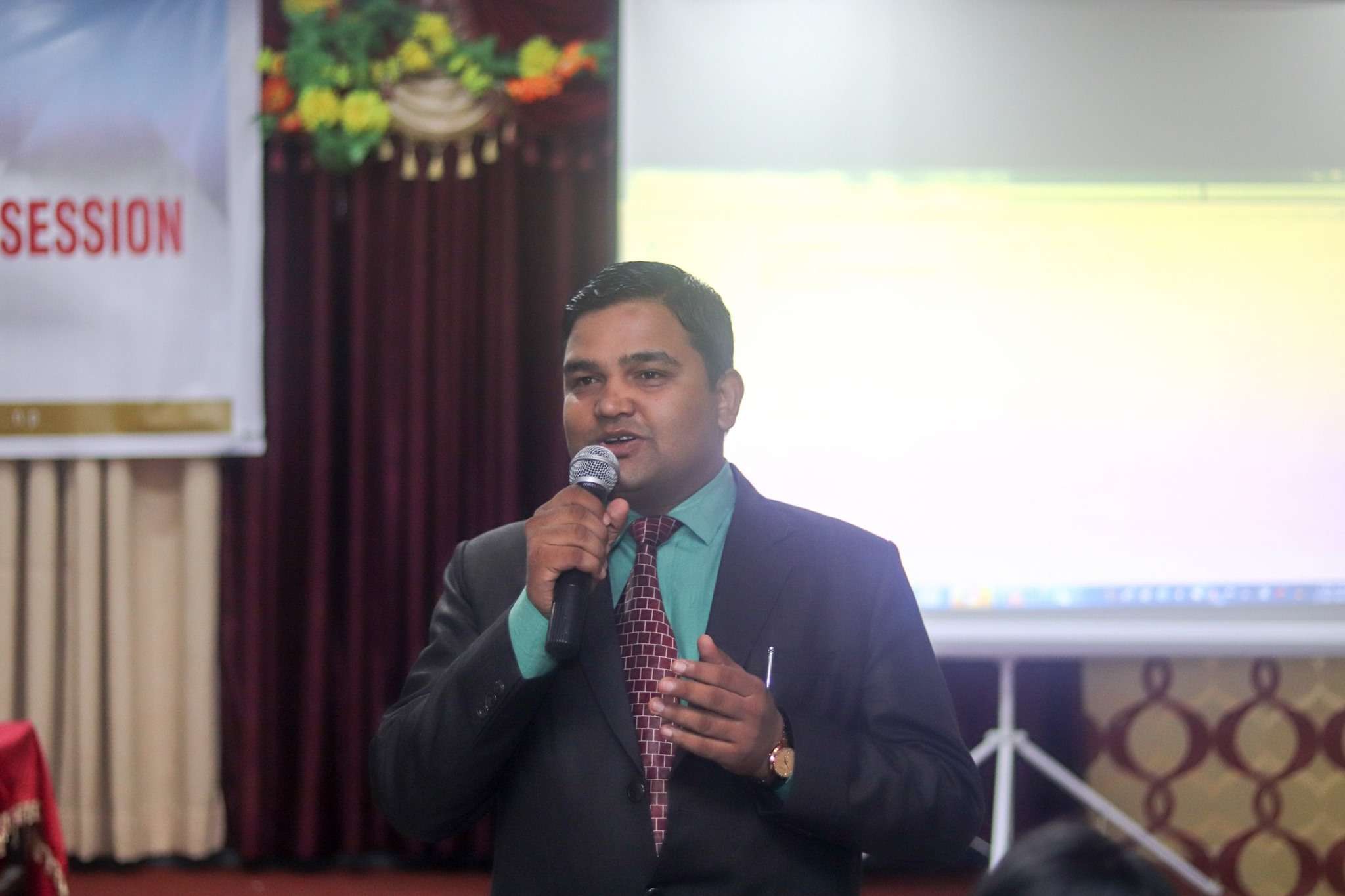 Himalayan WhiteHouse International College