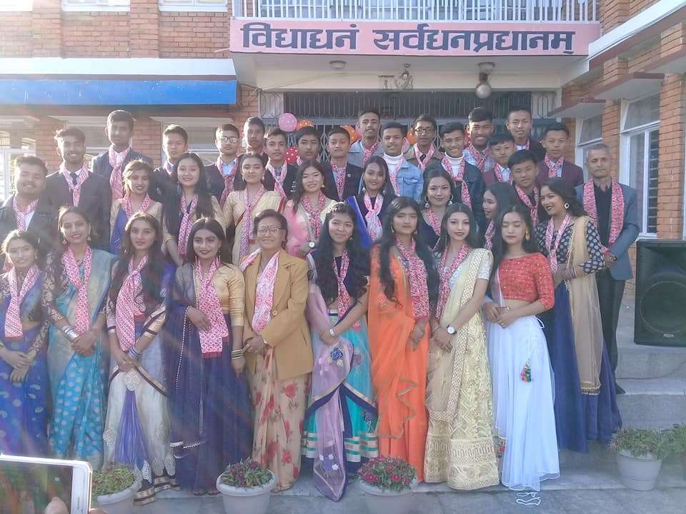 LA Secondary School