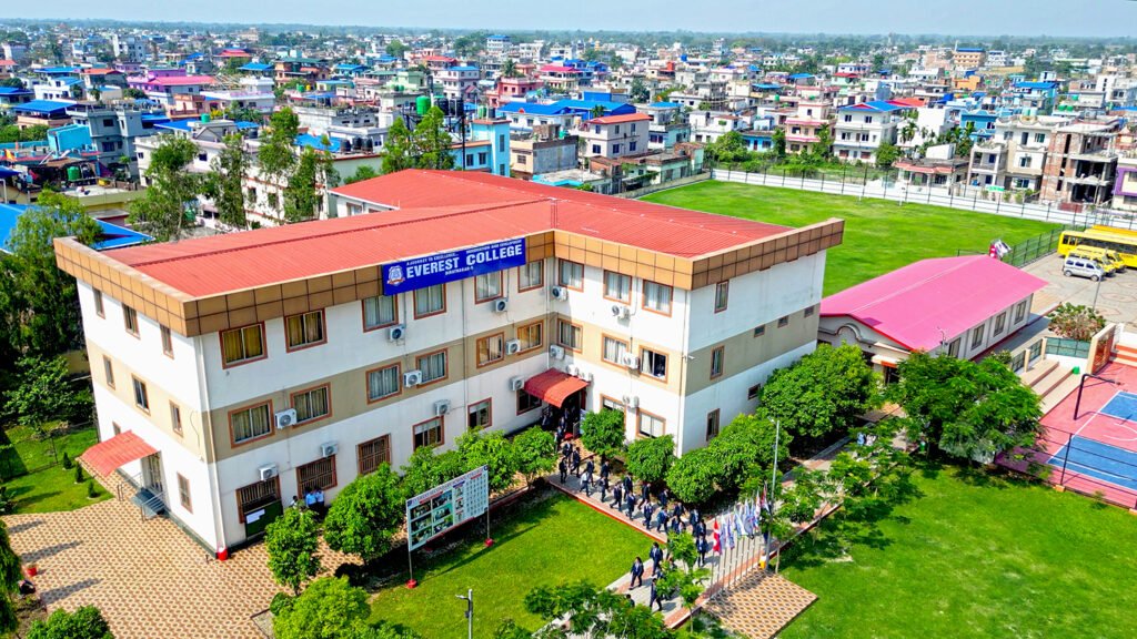 Everest Secondary School