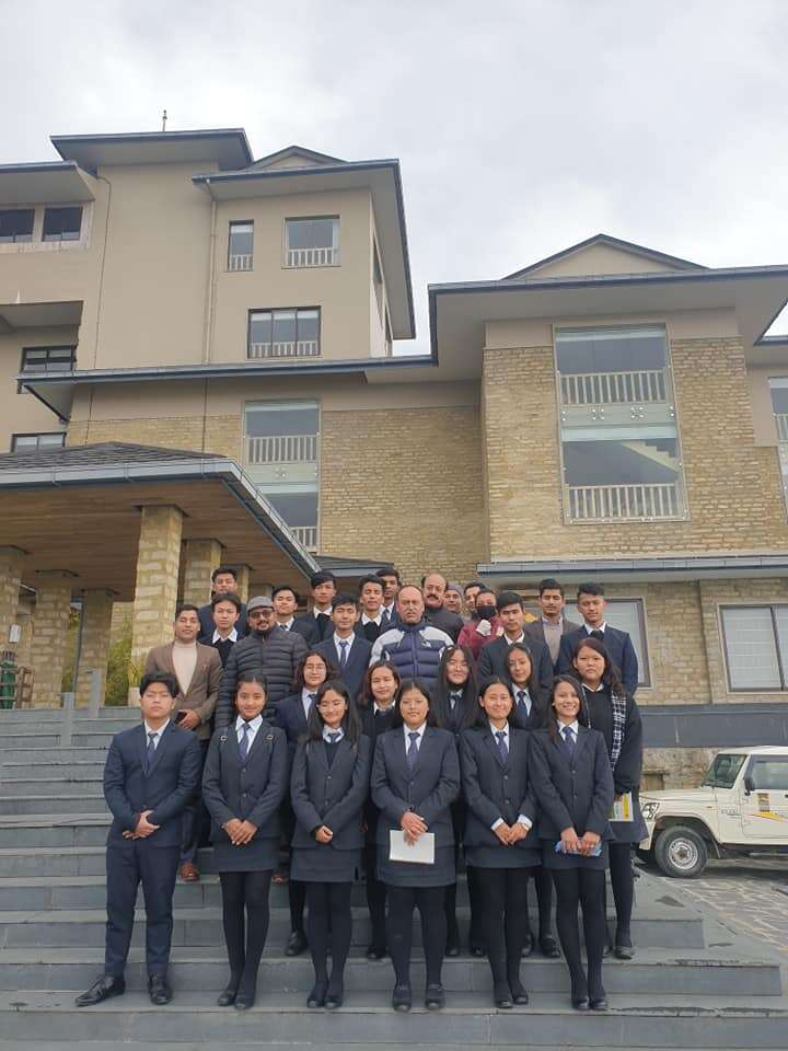 Hill Point Secondary School (+2)