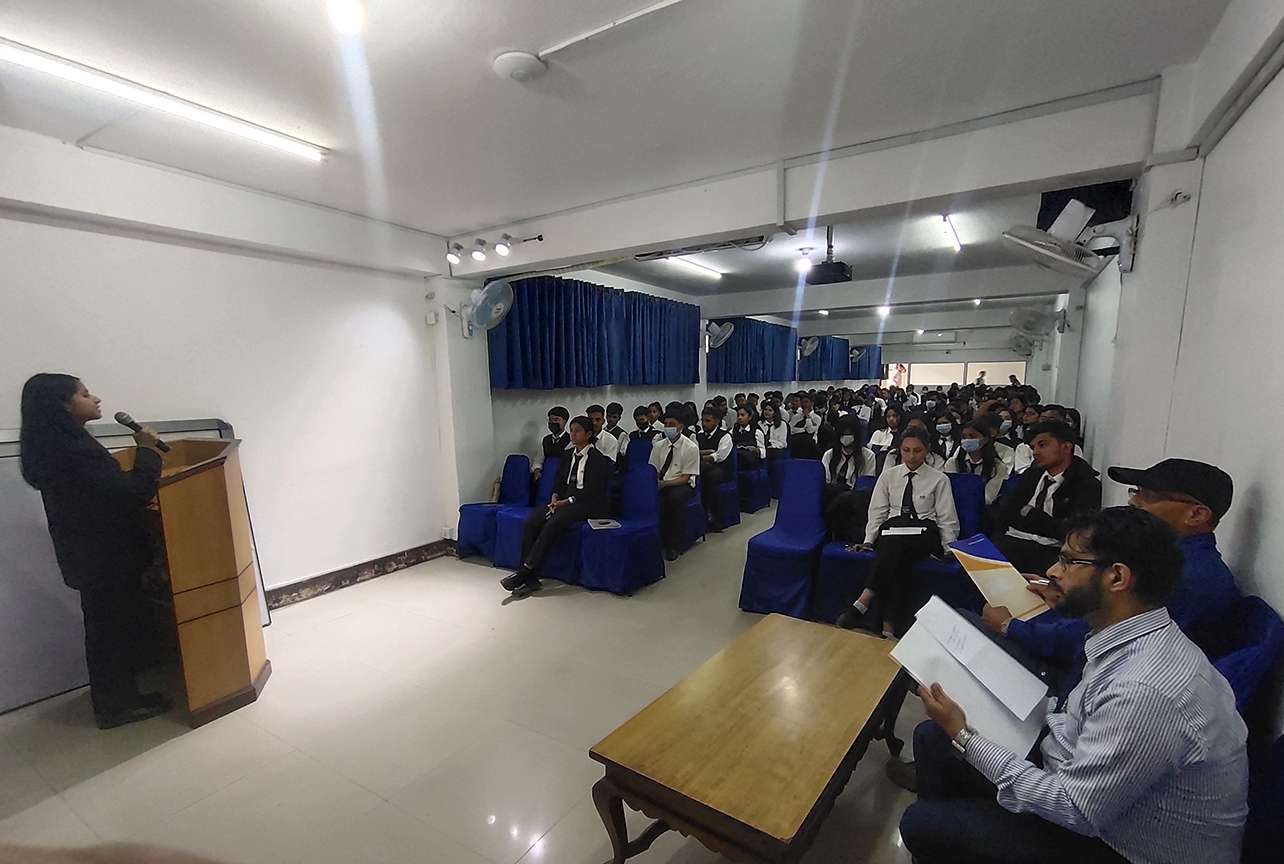 KIST College & SS