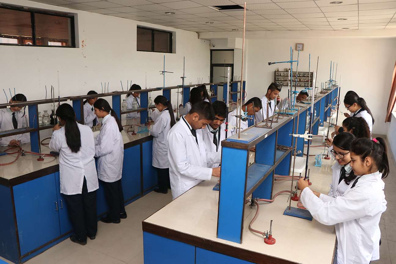 KIST College & SS
